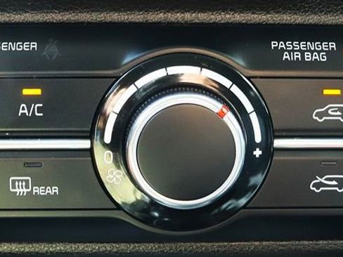 Used 2024 Kia Soul LX w/ Option Group 015 image 44