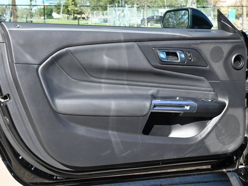 Used 2024 Ford Mustang Premium image 18