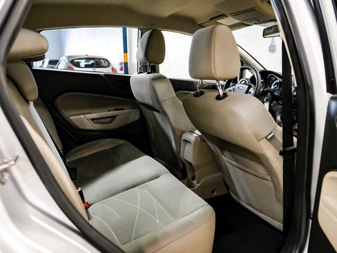 Used 2019 Ford Fiesta SE image 33