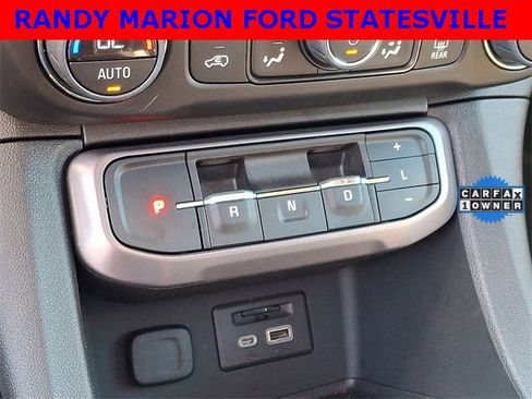 Used 2022 GMC Acadia AT4 w/ Technology Package image 15