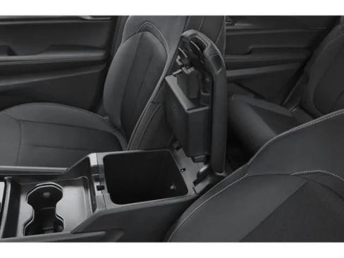 New 2026 Jeep Grand Cherokee L Limited AWD/4WD image 16