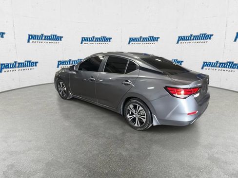 Used 2022 Nissan Sentra SV FWD image 8