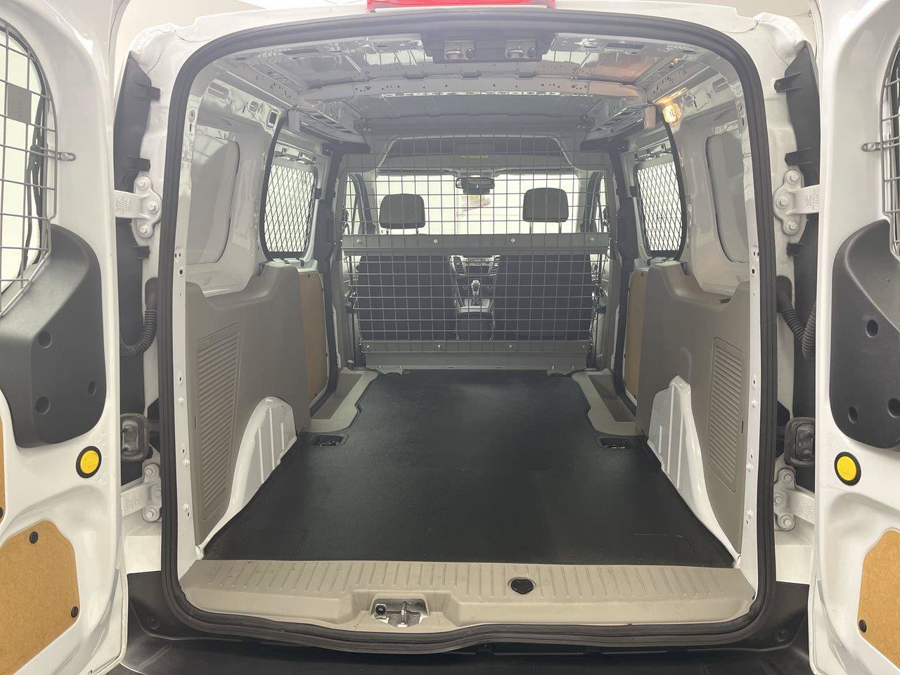 Used 2022 Ford Transit Connect XLT FWD image 21