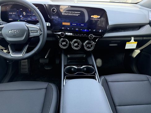 New 2026 Chevrolet Blazer EV LT image 14