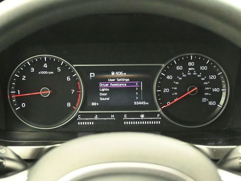 Used 2022 Kia Sorento LX FWD image 8