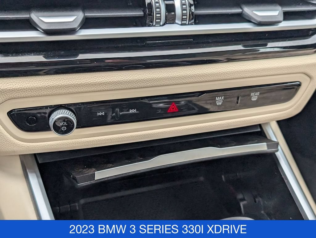 Used 2023 BMW 330i xDrive Sedan w/ Convenience Package AWD/4WD image 28