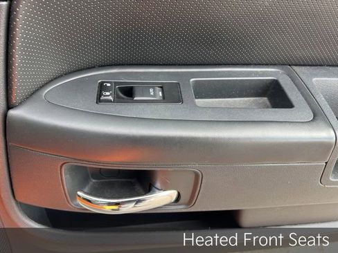 Used 2014 Dodge Challenger SXT Plus image 30