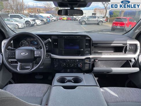 Used 2024 Ford F250 XLT image 6