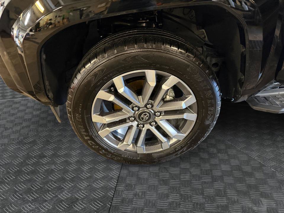 Certified 2026 Toyota 4Runner Limited AWD/4WD image 31