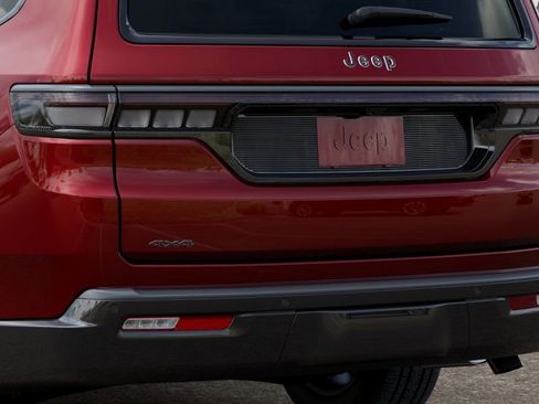 New 2026 Jeep Grand Wagoneer L Limited AWD/4WD image 13