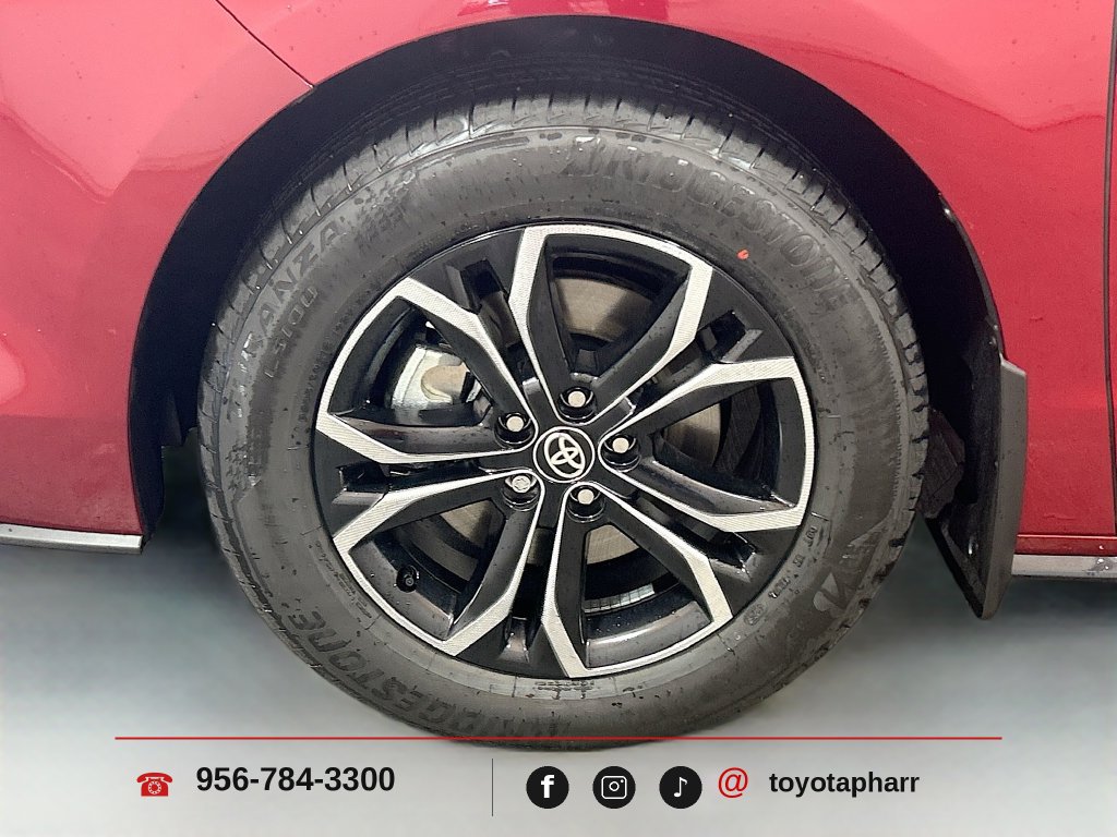 New 2026 Toyota Sienna Platinum AWD/4WD image 9