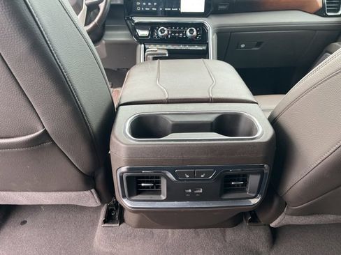 Used 2023 GMC Sierra 1500 Denali image 17