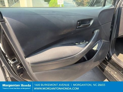 Used 2024 Toyota Corolla LE FWD image 11