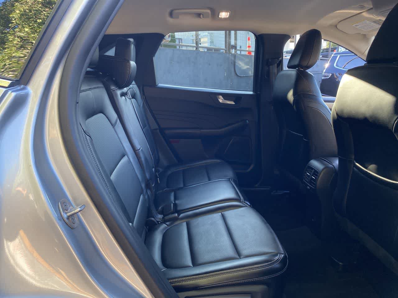 Used 2024 Ford Escape Platinum AWD/4WD image 18