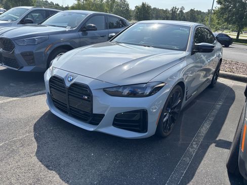 Used 2026 BMW M440i w/ Premium Package RWD image 6