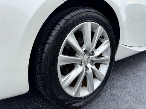 Used 2015 Lexus IS 250 RWD image 10