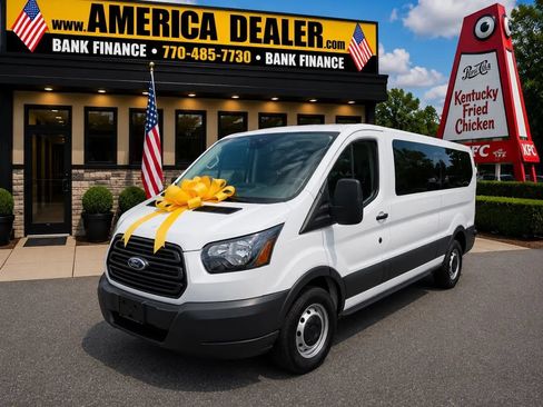 Used 2014 Ford E-350 and Econoline 350 Super Duty w/ Insulation Package RWD image 19