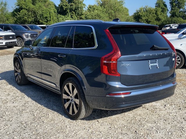 Used 2024 Volvo XC90 T8 Core w/ Climate Package AWD/4WD image 3