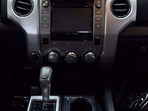 Used 2019 Toyota Tundra SR5 AWD/4WD image 23