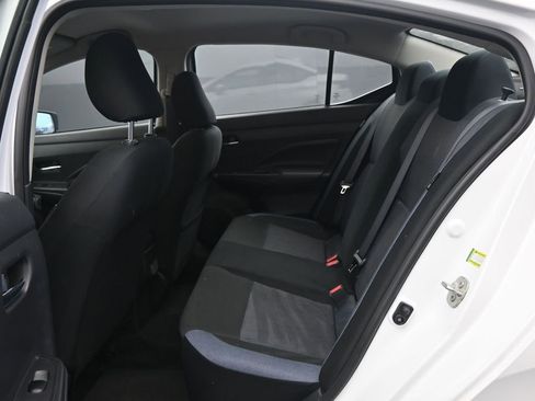 Used 2025 Nissan Versa SV image 16