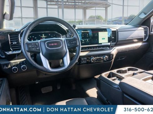 Used 2025 GMC Sierra 1500 SLT AWD/4WD image 24