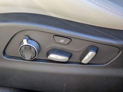 Certified 2023 Cadillac XT4 Premium Luxury w/ Technology Package image 21