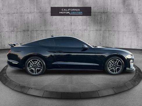 Used 2020 Ford Mustang GT w/ Equipment Group 301A image 4