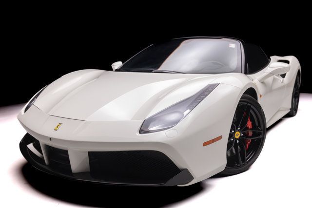Used 2017 Ferrari 488 Spider RWD image 33