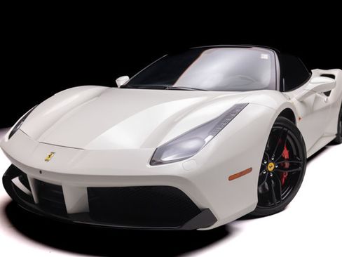 Used 2017 Ferrari 488 Spider RWD image 33