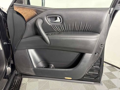 Used 2014 INFINITI QX80 2WD w/ Deluxe Touring Package image 12