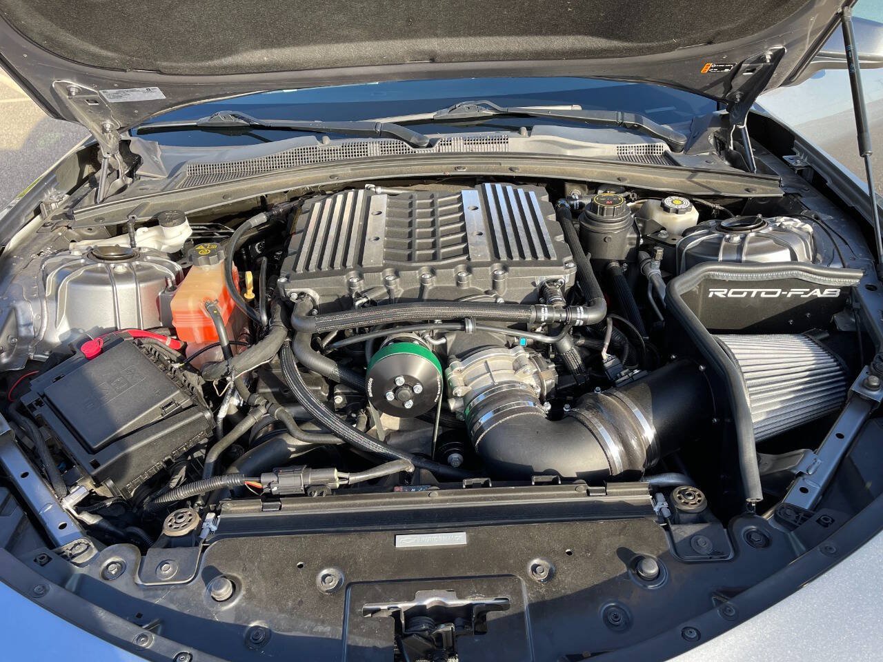 Used 2020 Chevrolet Camaro LT RWD image 2