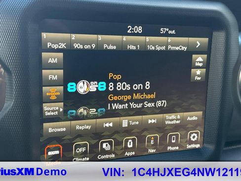 Used 2022 Jeep Wrangler Unlimited Sahara image 25