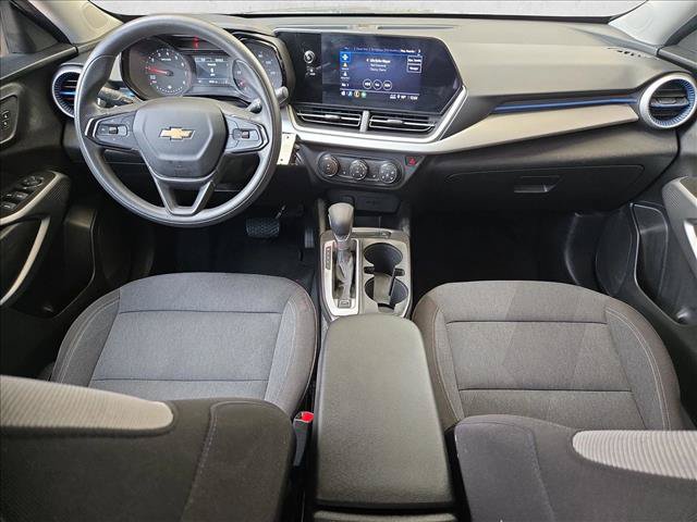 Used 2024 Chevrolet Trax LS w/ LS Convenience Package FWD image 15