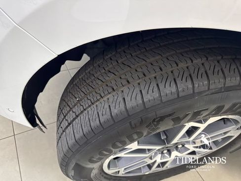 Certified 2025 Ford Expedition Active RWD image 31