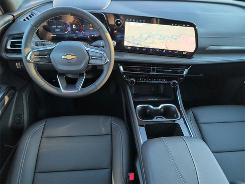 New 2026 Chevrolet Traverse LT w/ LPO, Floor Liner Package image 24