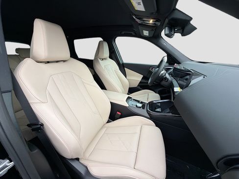 New 2026 BMW X3 xDrive30i w/ Premium Package AWD/4WD image 15