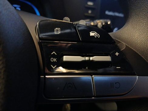 New 2026 Hyundai Elantra SE FWD image 19