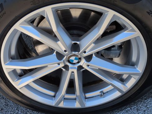 Used 2025 BMW X3 xDrive30i w/ Premium Package image 13