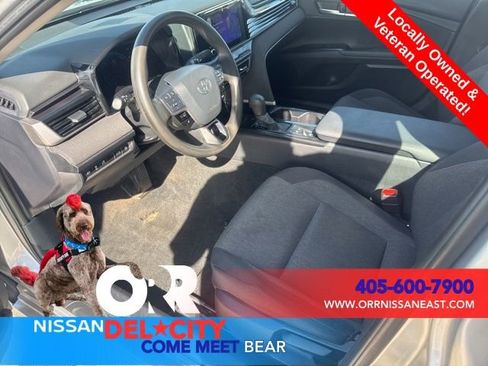 Used 2025 Toyota Camry LE image 14