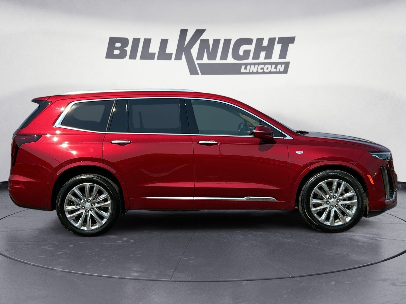 Used 2023 Cadillac XT6 Premium Luxury w/ Platinum Package FWD image 7