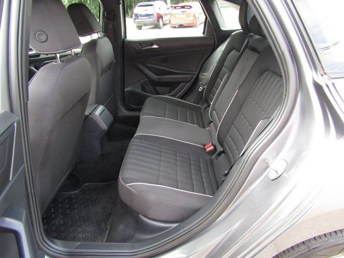 Used 2024 Volkswagen Jetta Sport FWD image 11