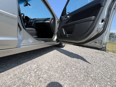 Used 2009 Ford Fusion SEL FWD image 12
