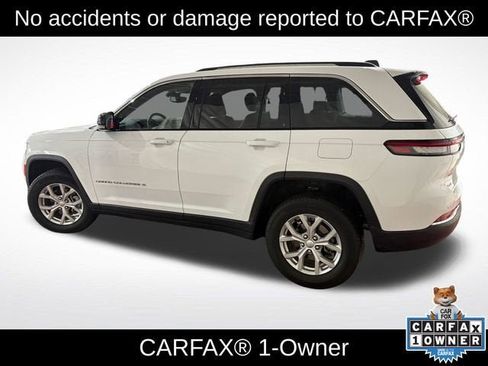 Used 2024 Jeep Grand Cherokee Limited image 3
