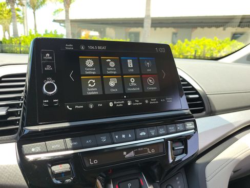 New 2026 Honda Odyssey EX-L image 25