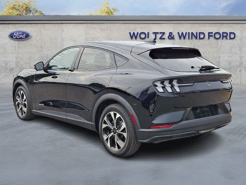Used 2025 Ford Mustang Mach-E Select AWD/4WD image 4