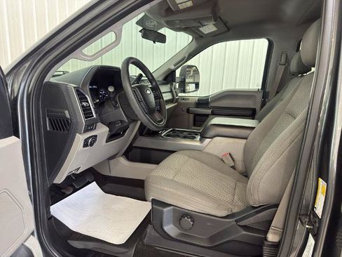 Certified 2017 Ford F250 XLT AWD/4WD image 2