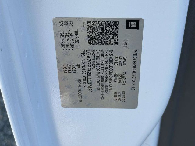 Used 2020 Chevrolet Express 3500 LT w/ LT Preferred Equipment Group RWD image 26