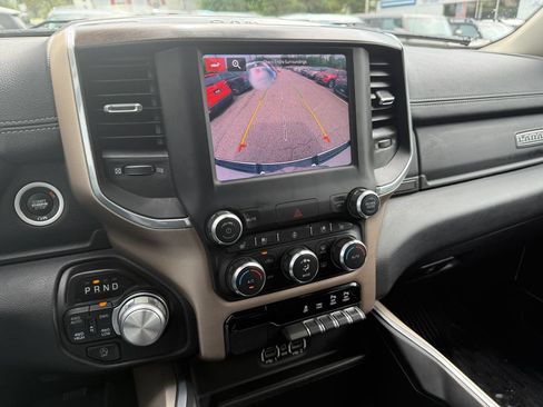Used 2022 RAM 1500 Laramie AWD/4WD image 37