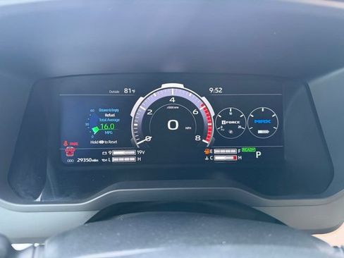 Used 2024 Toyota Sequoia Capstone RWD image 15