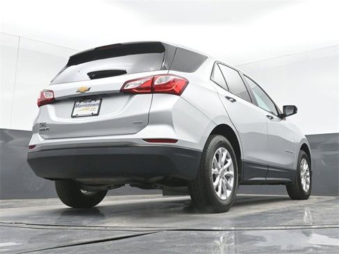 Used 2021 Chevrolet Equinox LS w/ LS Convenience Package image 45